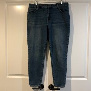 Straight Leg, Ankle-Length Jeans EUC Most comfortable jeans you will ever wear!